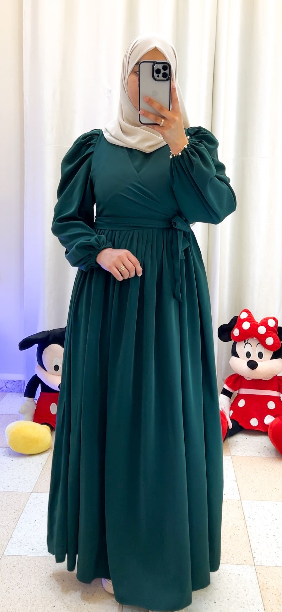 Robe Hadil
