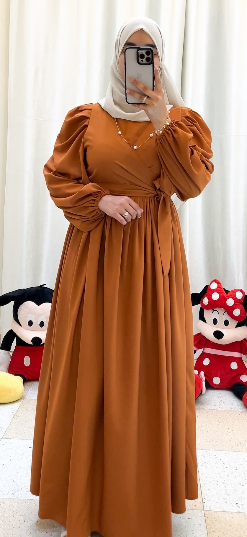 Robe Hadil