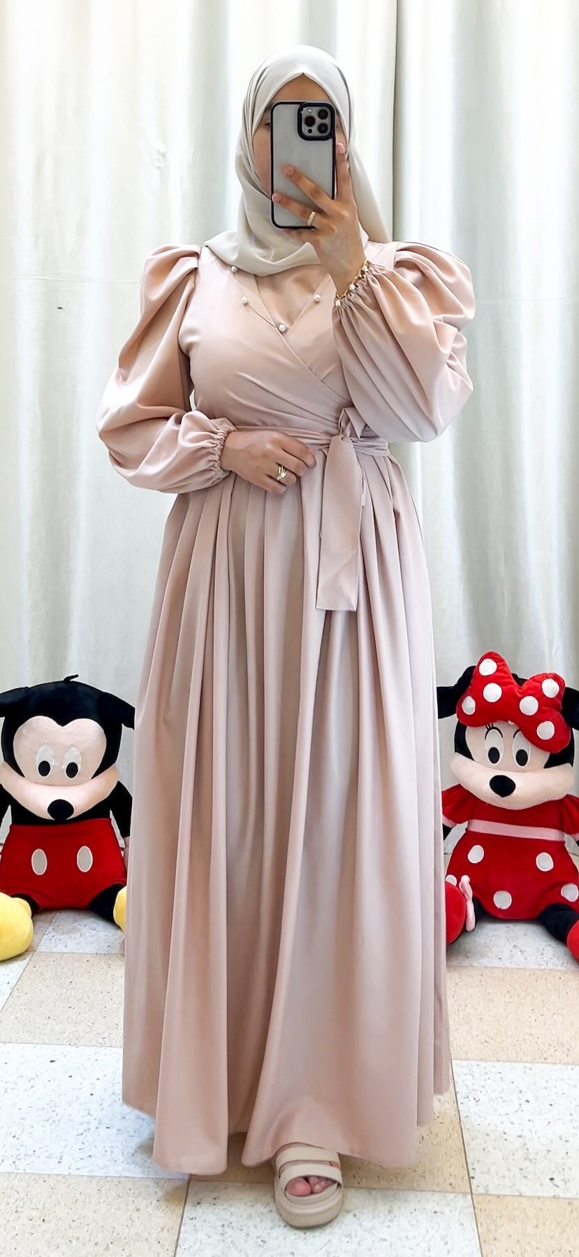 Robe Hadil