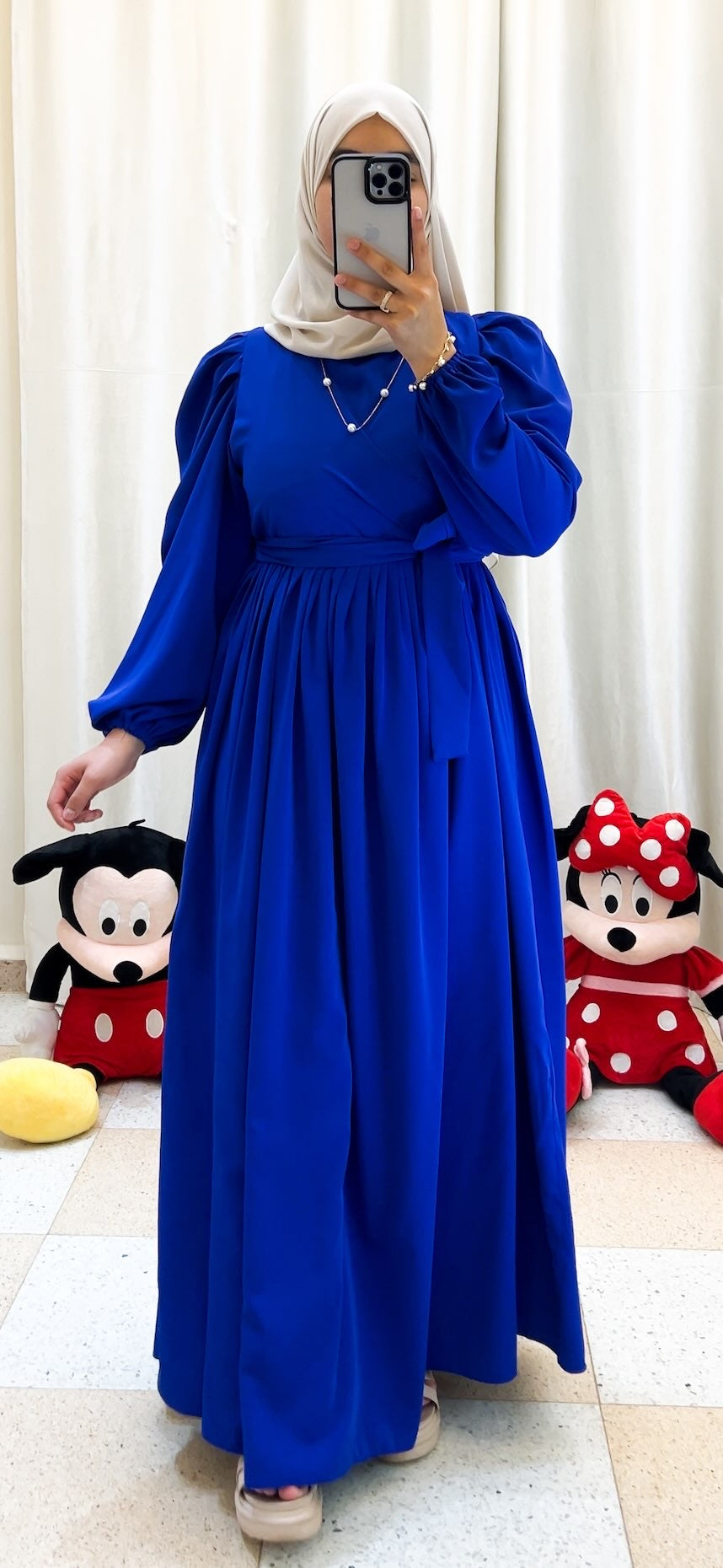 Robe Hadil